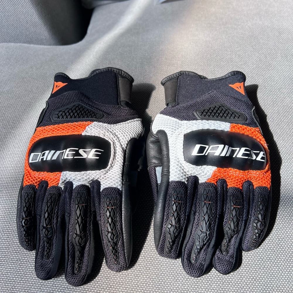 Dainese D-Explorer 2 Gloves Like New Sz Small